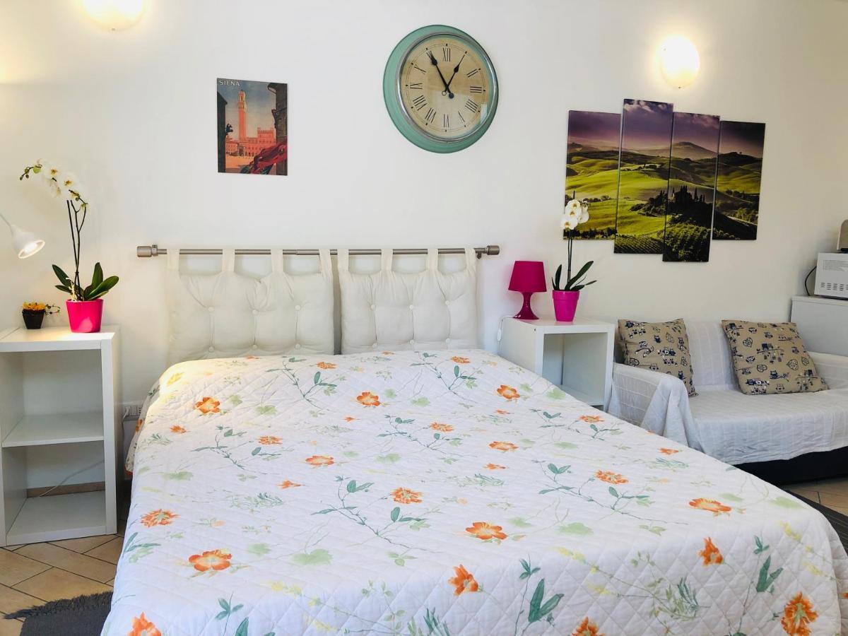 La Dolce Vita Studio With Free Private Parking เซียนา ภายนอก รูปภาพ
